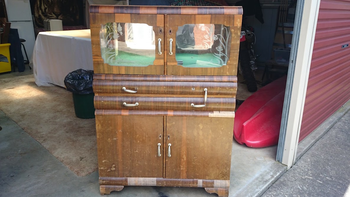 Vintage Cabinet repurposed into a Drinks Cabinet