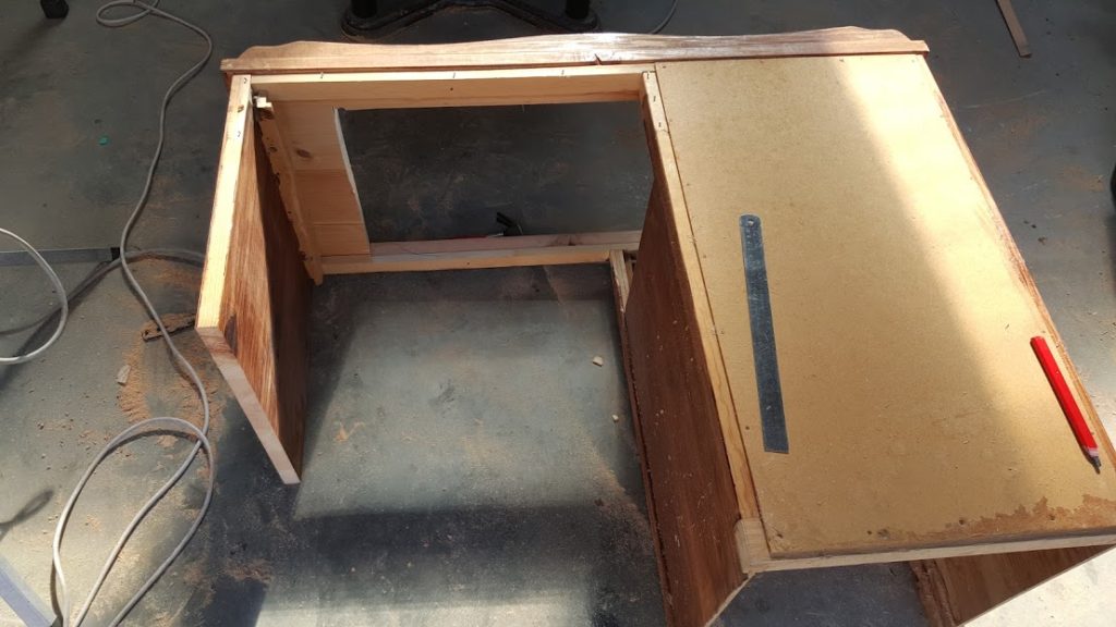 How to repurpose an old desk into a Sandpit