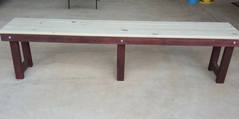 DIY wooden bench