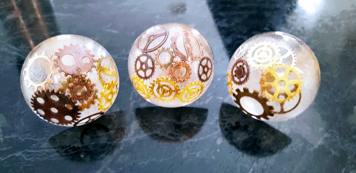 How to make Epoxy Resin Doorknobs (Steampunk)