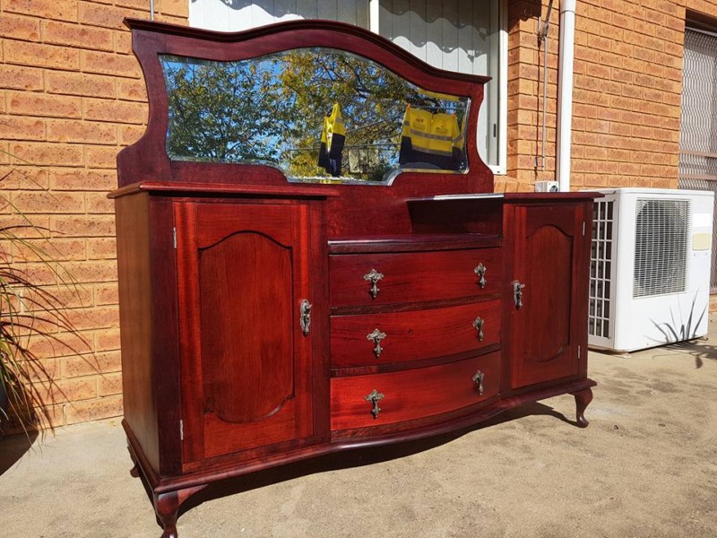 Tips for Restoring an Antique Dressing Table