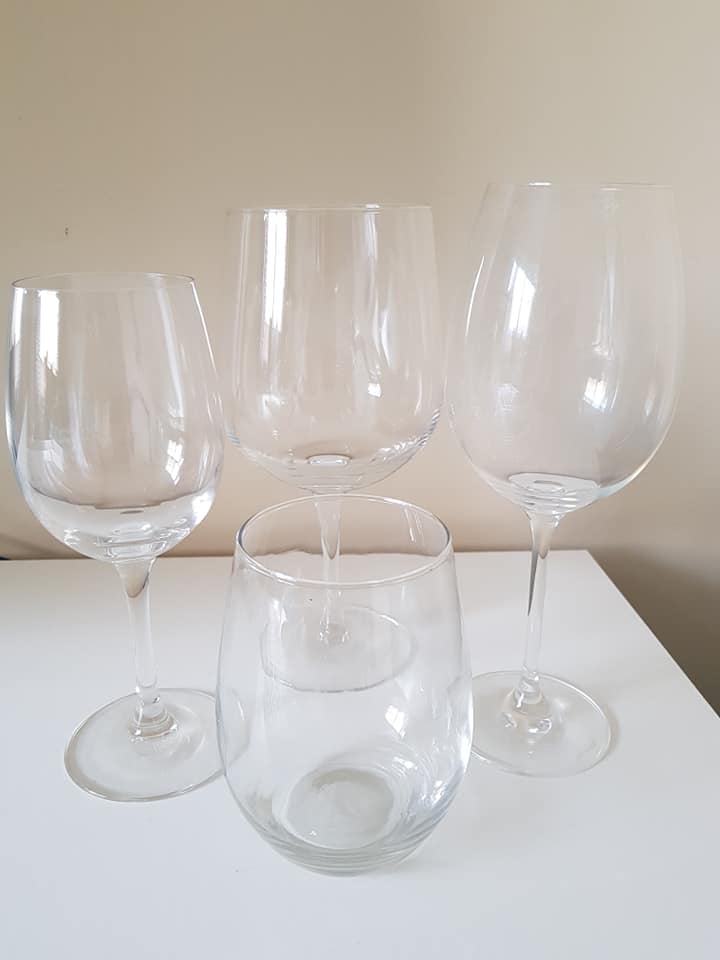 Novelty wine glasses