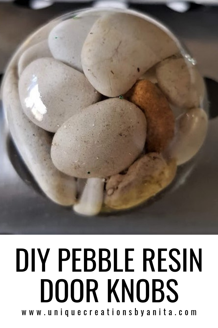 DIY pebble resin door knobs