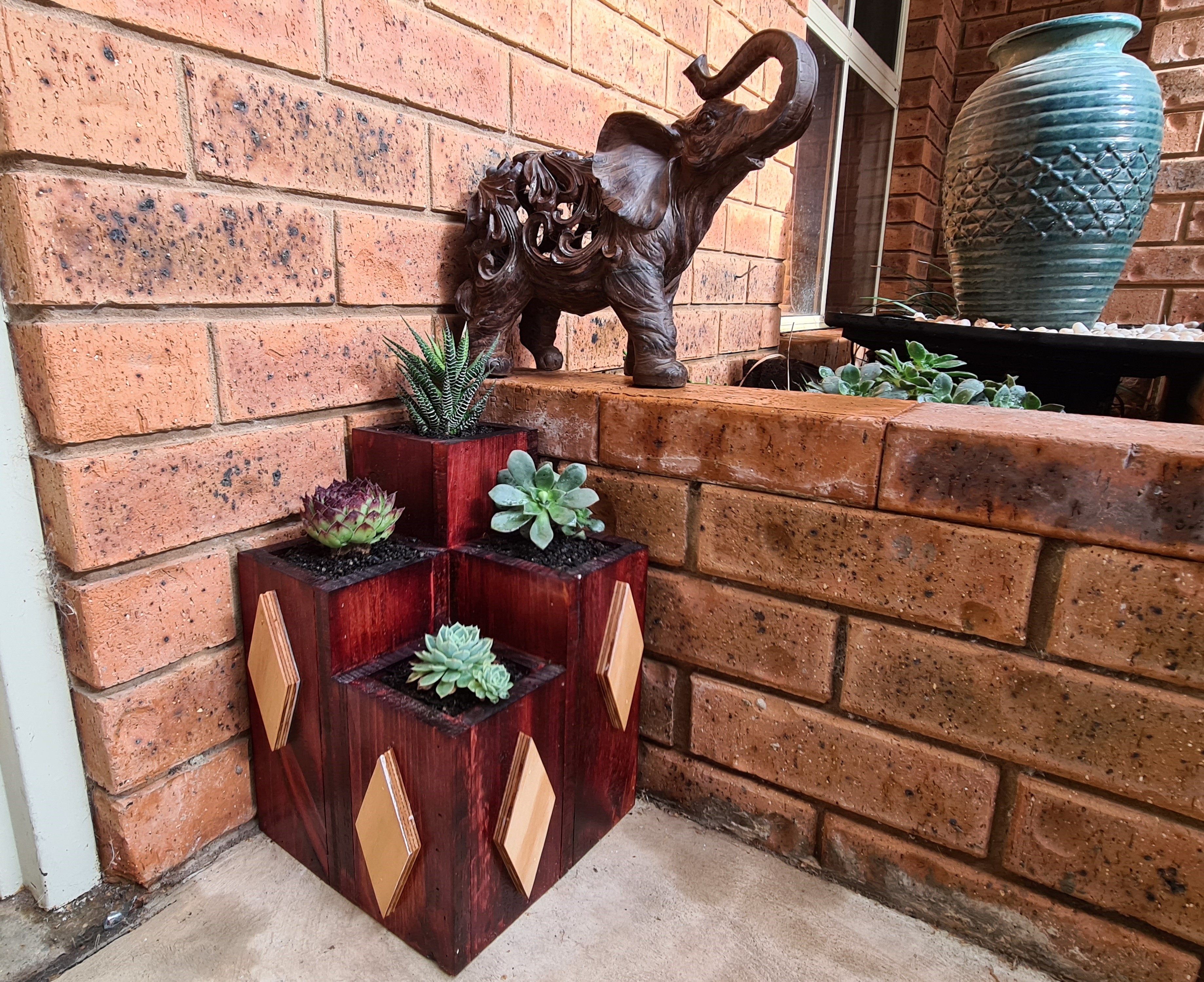 Multi tiered pallet wood planter