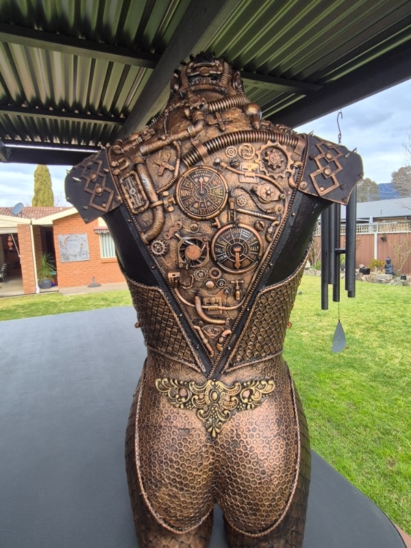 Back view of mannequin art
