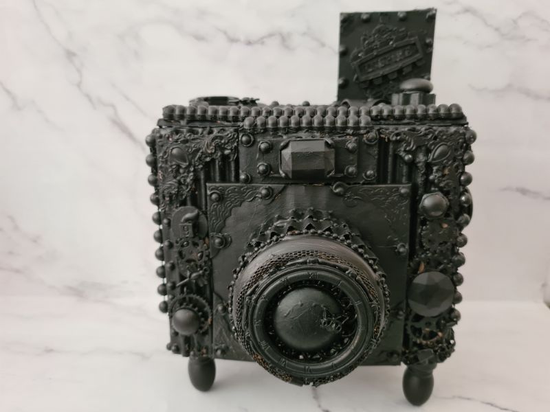 DIY Cardboard prop camera with a mixed media makeover