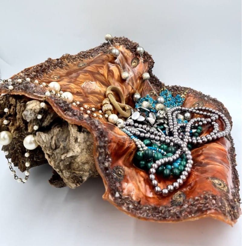 resin moulded around a wooden stump to create a bowl