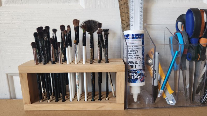 DIY Paint brush Holder - Unique Creations By Anita
