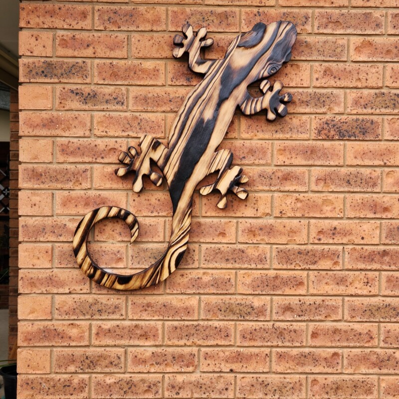 wooden shou sugi ban gecko