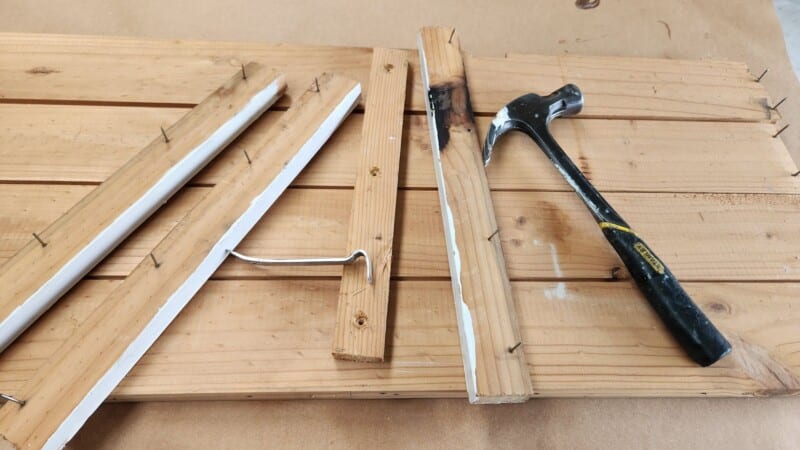 removing nails from reclaimed wood