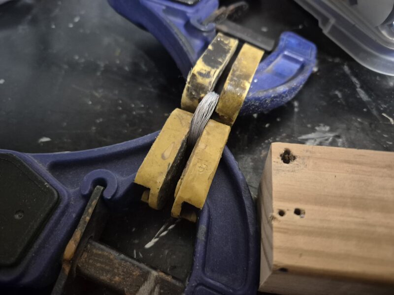 clamp stack circles in wood clamps