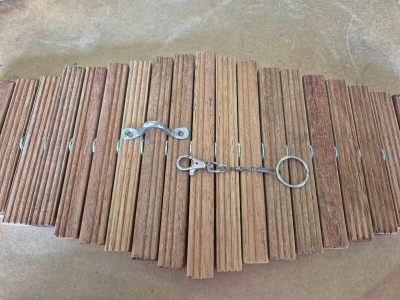 add hanging mechanism 